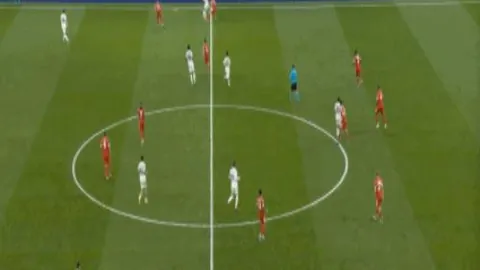 大乐透期号专家质合分析：黄牌变红牌金洋洋67分钟染黄疑被误判